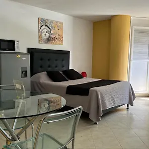 https://apartaestudio-cerca-a-los-molinos.colombiamedellinhotels.com
